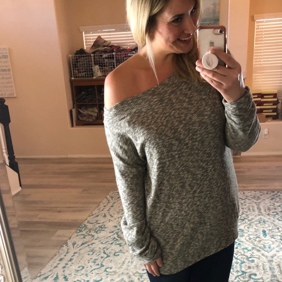 ❗️Last 1! MEDIUM Super soft marbled taupe top - Picture 2 of 5